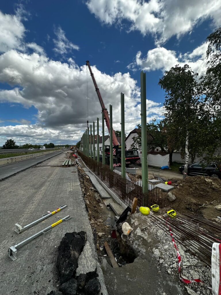 Práce na dálnici D10 u Benátek nad Jizerou mají skončit do konce srpna. Foto: ŘSD