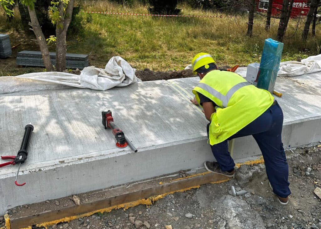 Práce na dálnici D10 u Benátek nad Jizerou mají skončit do konce srpna. Foto: ŘSD
