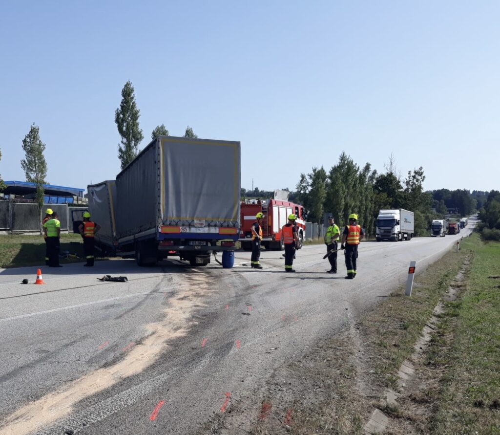Tragická nehoda v Kaplici. Zemřeli tři lidé. Foto: PČR
