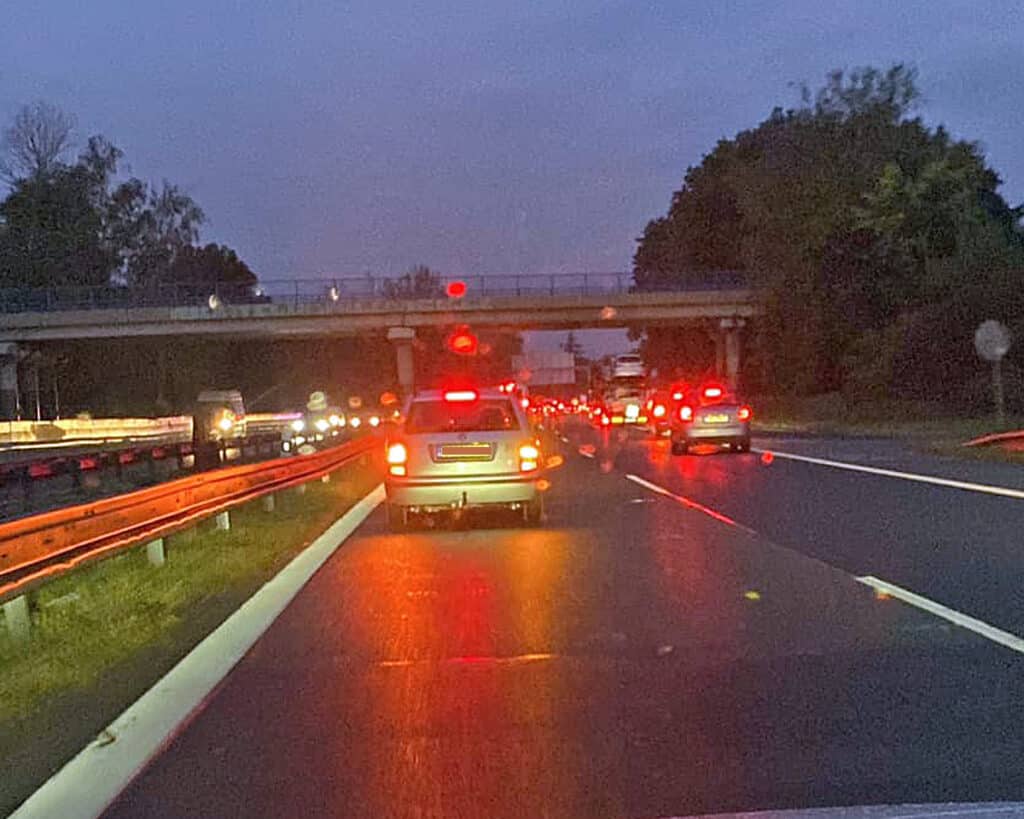 Ranní kolona na dálnici D10 od Mladé Boleslavi na Prahu. Foto: David Šlégl