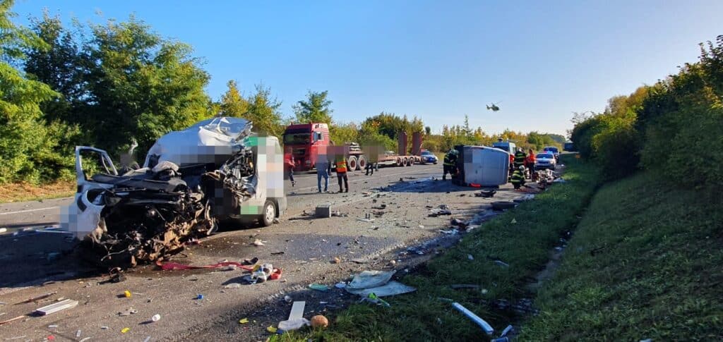 Tragická nehoda na obchvatu Kolína. Foto: HZS