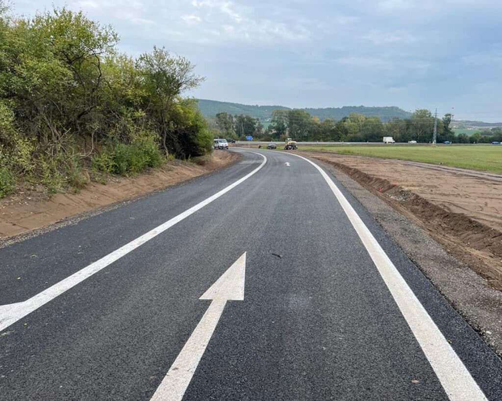 Nový sjezd z D10 na Nymburk a Mělník. Foto: ŘSD