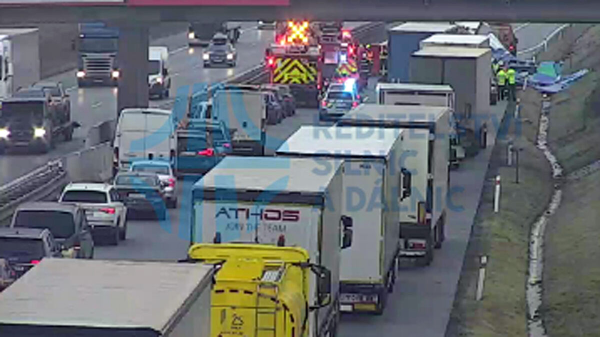 Tragická nehoda kamionů na dálnici D1 u Velké Bíteše. Foto: ŘSD