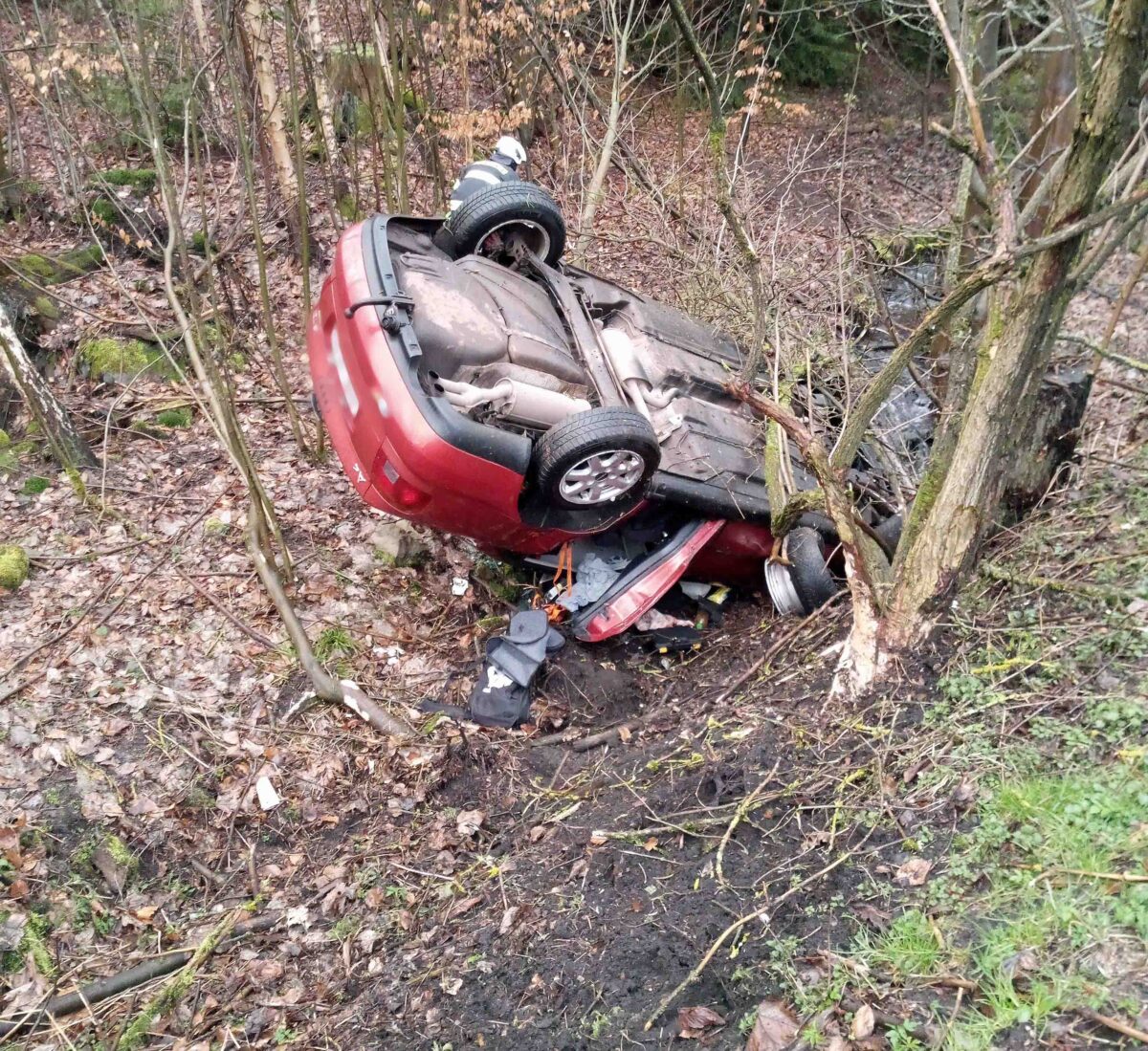 Nehoda u Horního Dehtova na Trutnovsku. Foto: HZS