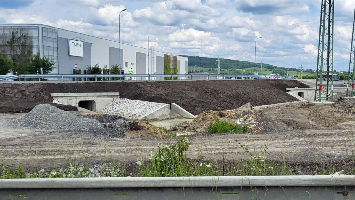 Nová sjezd z dálnice D10 na Kosmonosy. Foto: ČRzprávy