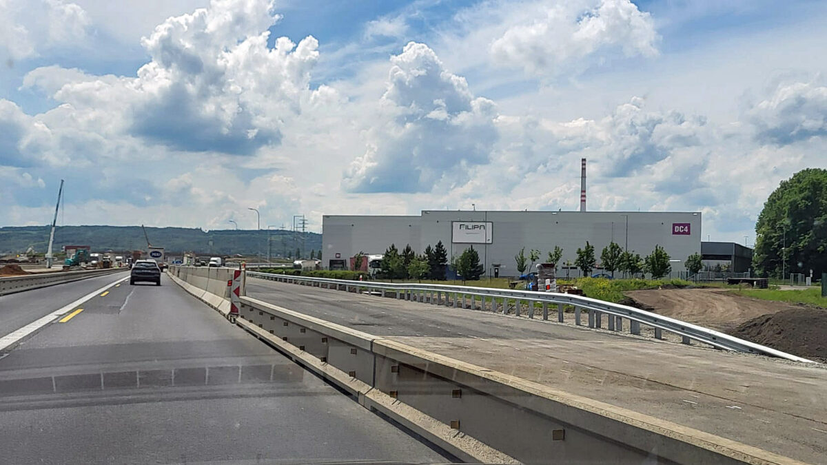 Nová sjezd z dálnice D10 na Kosmonosy. Foto: ČRzprávy