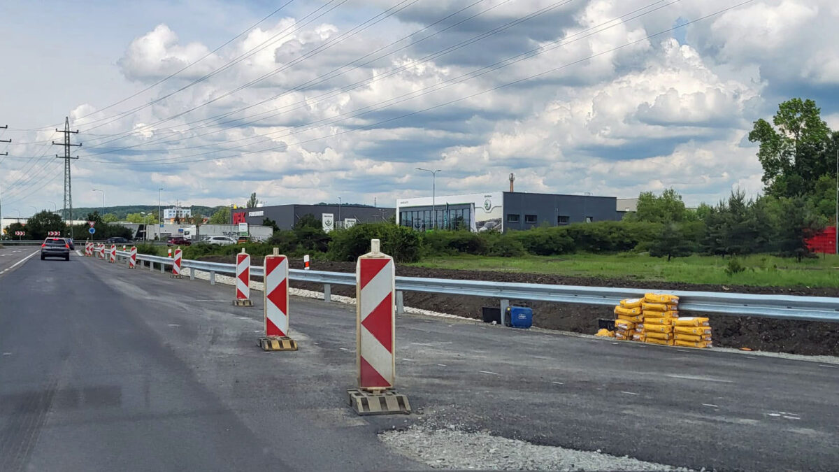 Nový sjezd se napojí před kruhovým objezdem Kosmonosy. Foto: ČRzprávy