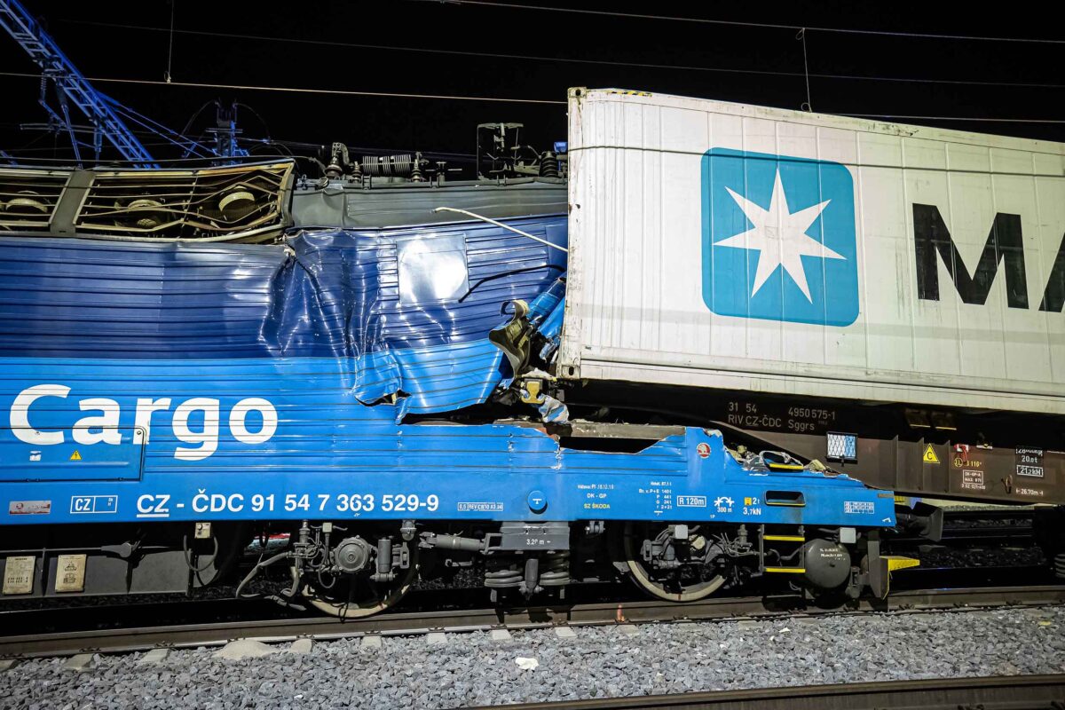 Nehoda vlaku v Pardubicích. Foto: Michal Fanta, HZS