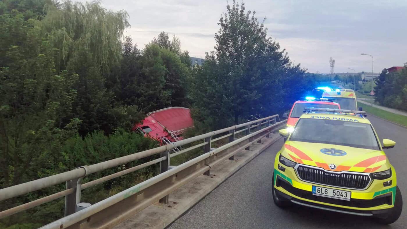 Nehoda kamionu v Liberci. Foto: ZZS