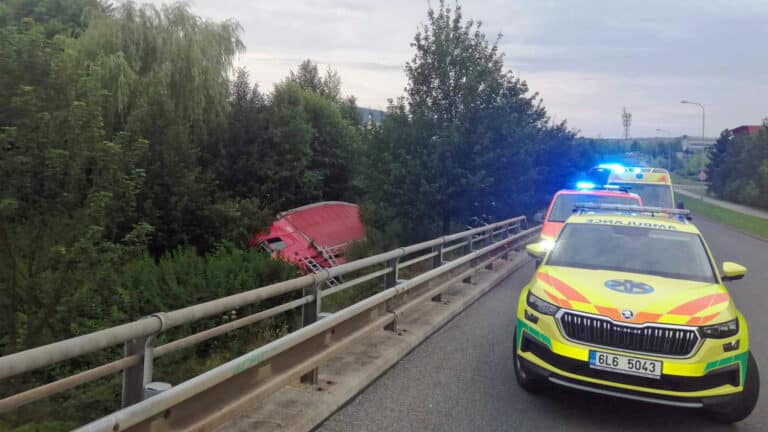 Nehoda kamionu v Liberci. Foto: ZZS