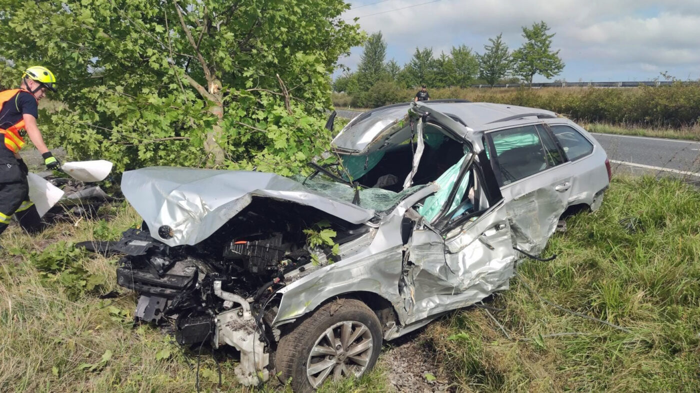 Vážná nehoda u Nymburka. Foto: HZS