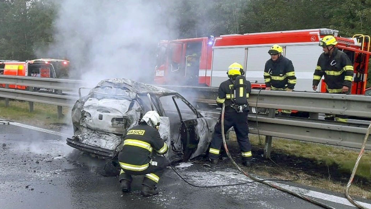 Tragická nehoda na dálnici D5. Foto: HZS
