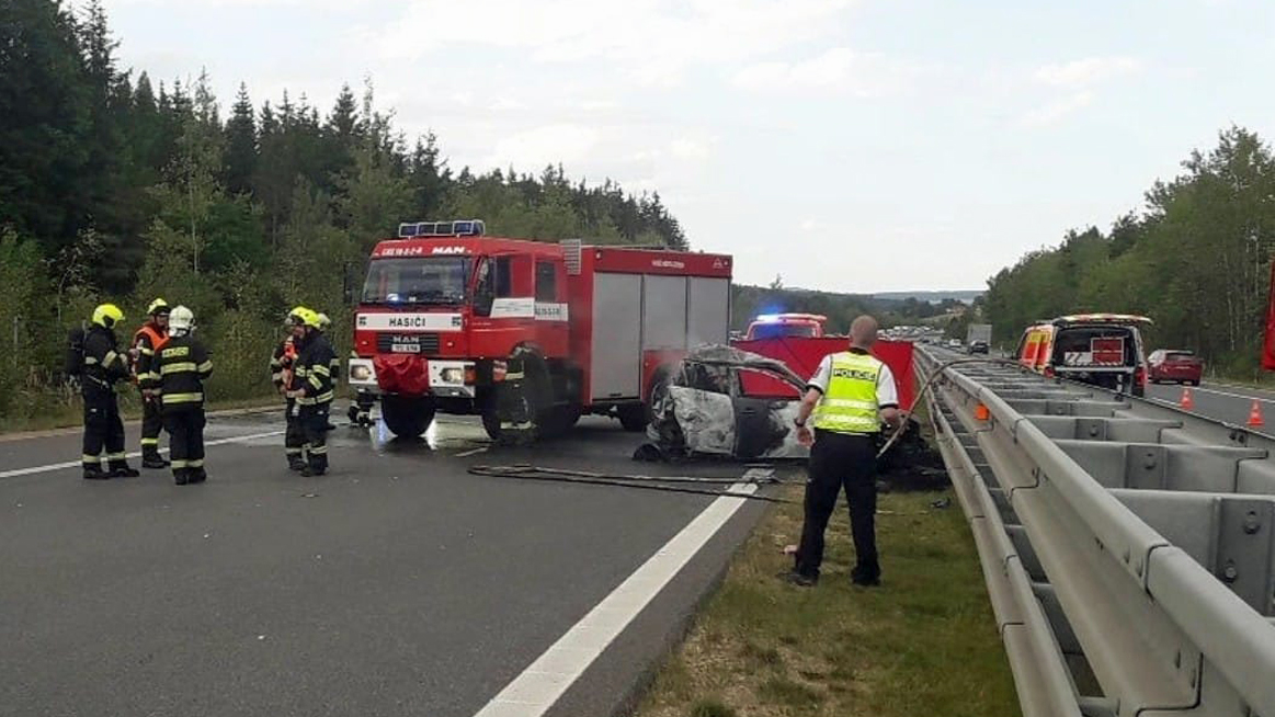 Tragická nehoda na dálnici D5. Foto: HZS