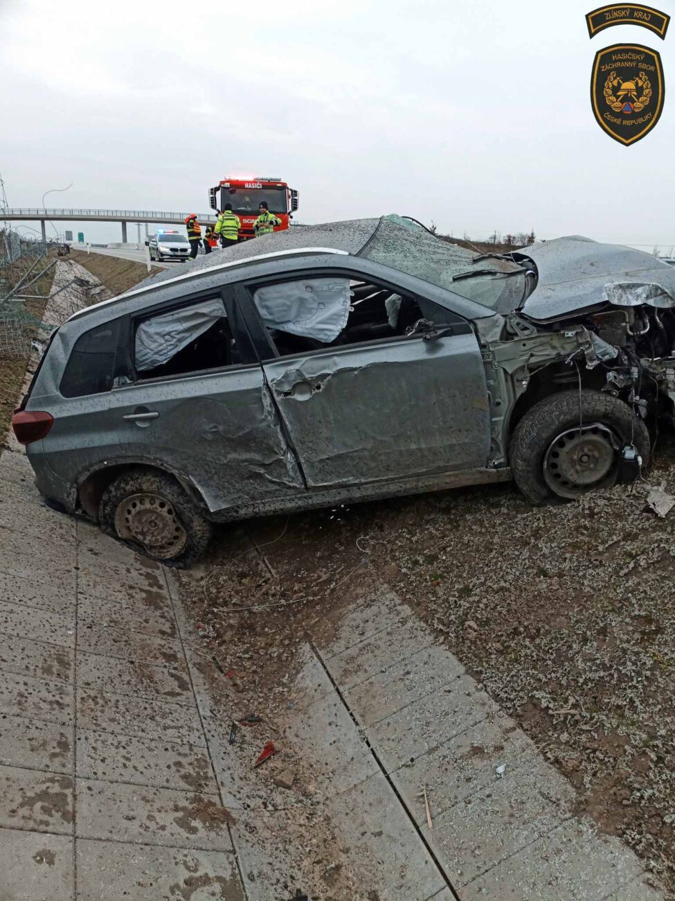 Nehoda na dálnici D49 u Pravčic.