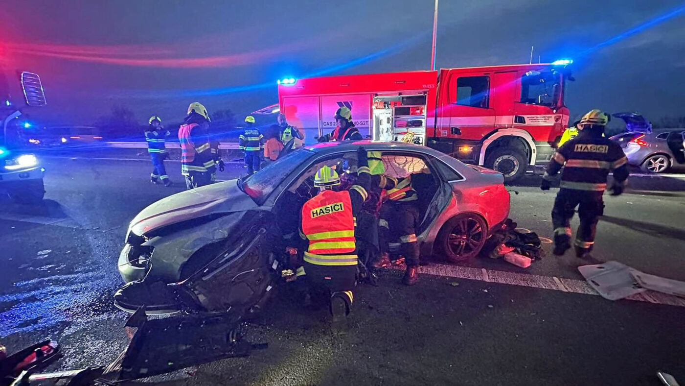 Nehoda na dálnici D8.