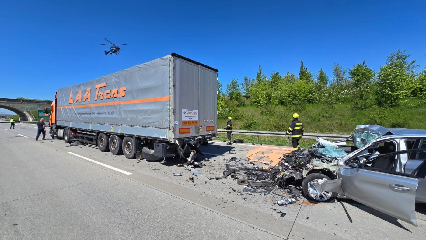 Vážná nehoda na Pražském okruhu. Foto: HZS