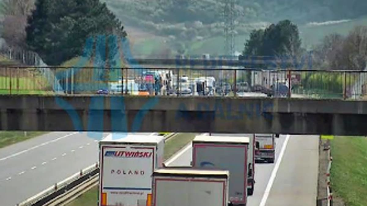 Tragická nehoda na dálnici D2. Zdroj: ŘSD