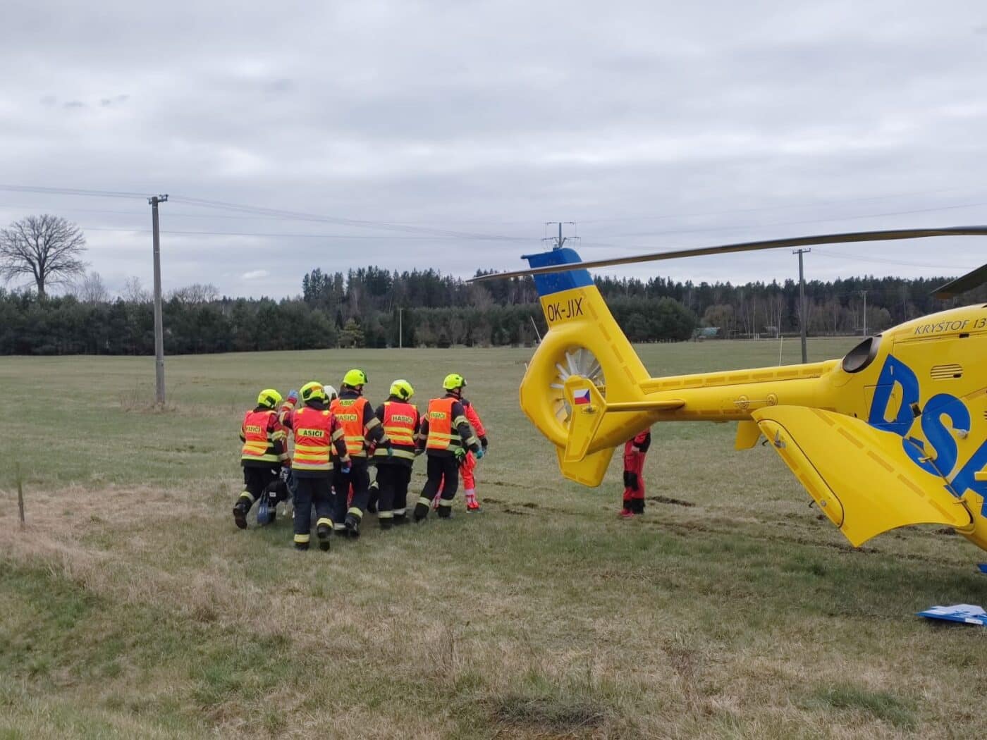 Tragická nehoda u obce Dvory v jižních Čechách. Foto: HZS