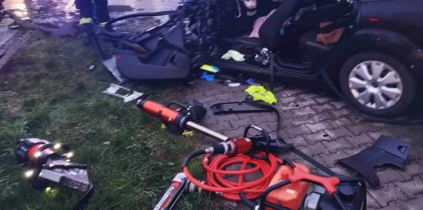 Vážná nehoda v Holohlavech. Foto: HZS