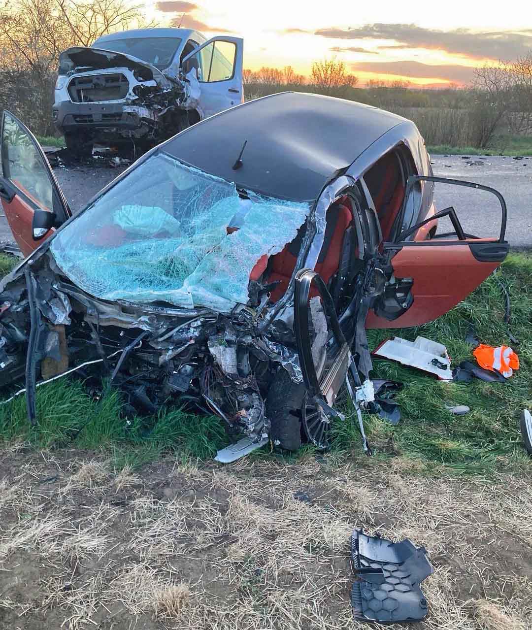 Tragická nehoda Smartu a dodávky v Turé. Foto: PSR