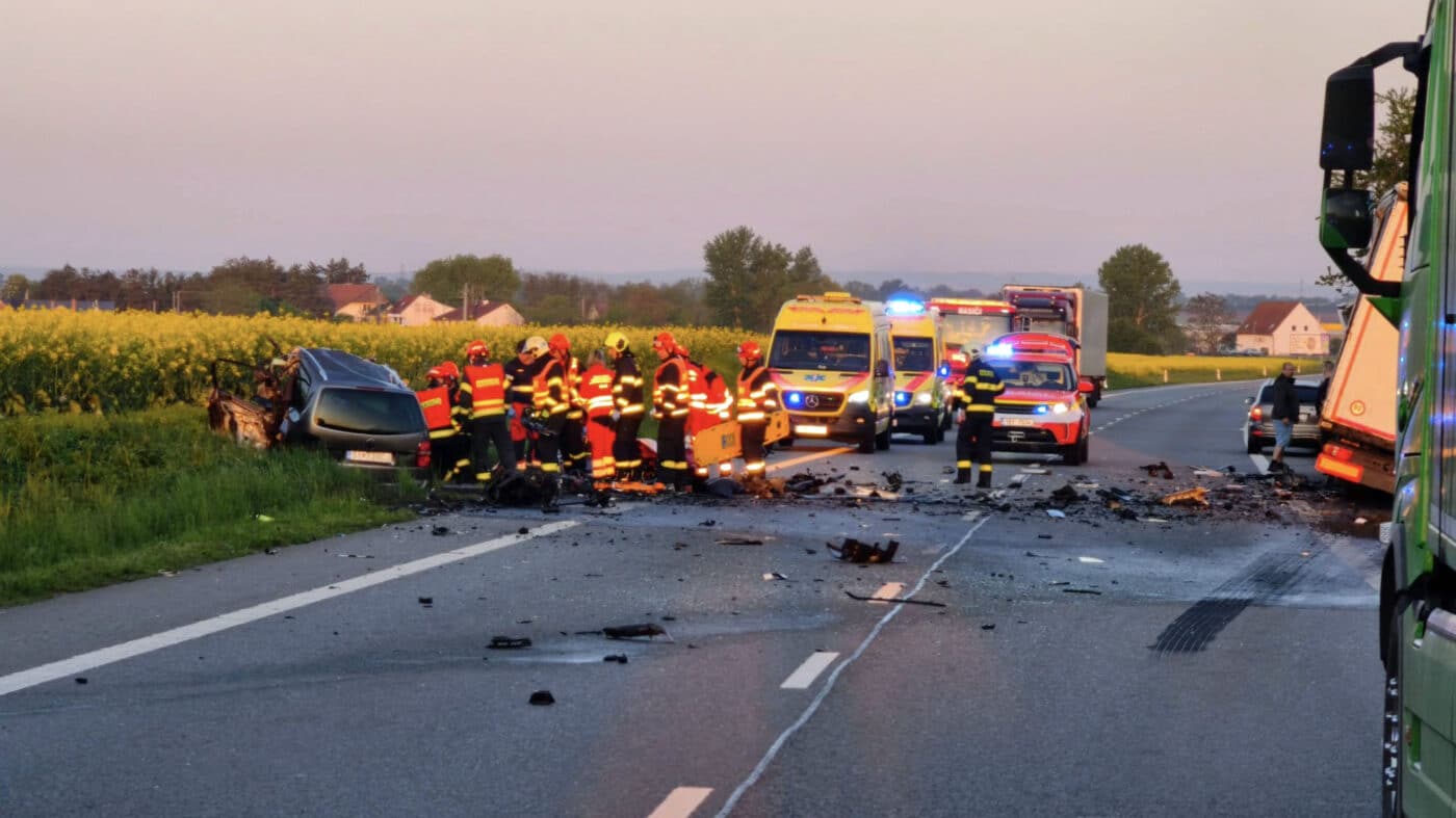 Tragická nehoda u Moravské Nové Vsi. Foto: Michal Foltýn