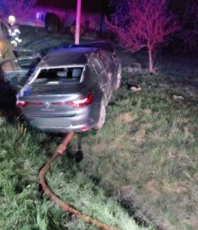 Noční nehoda ve Vysokém Mýtu. Foto: HZS