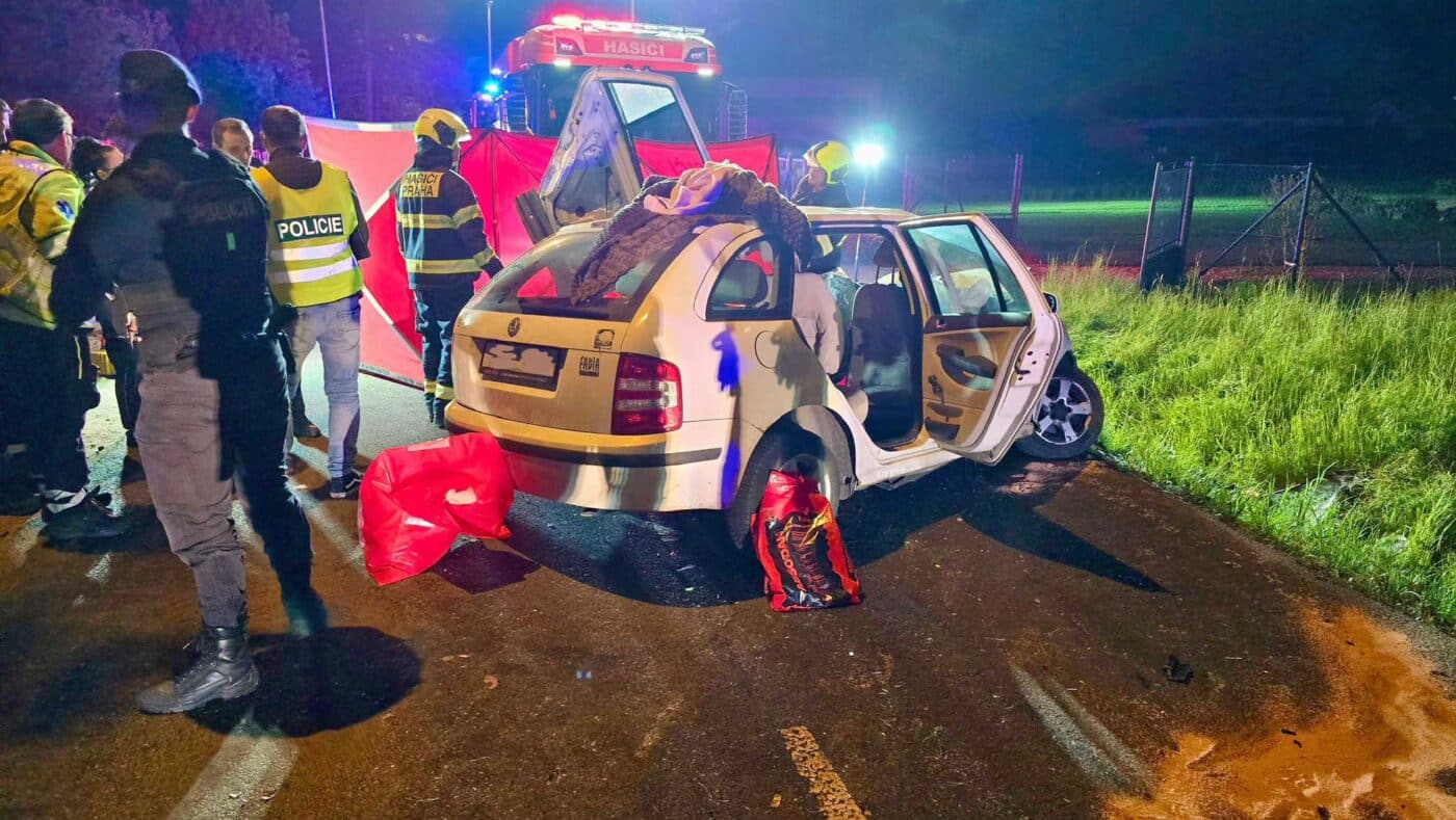 Tragická nehoda v Praze v ulici K Vilkám. Foto: HZS