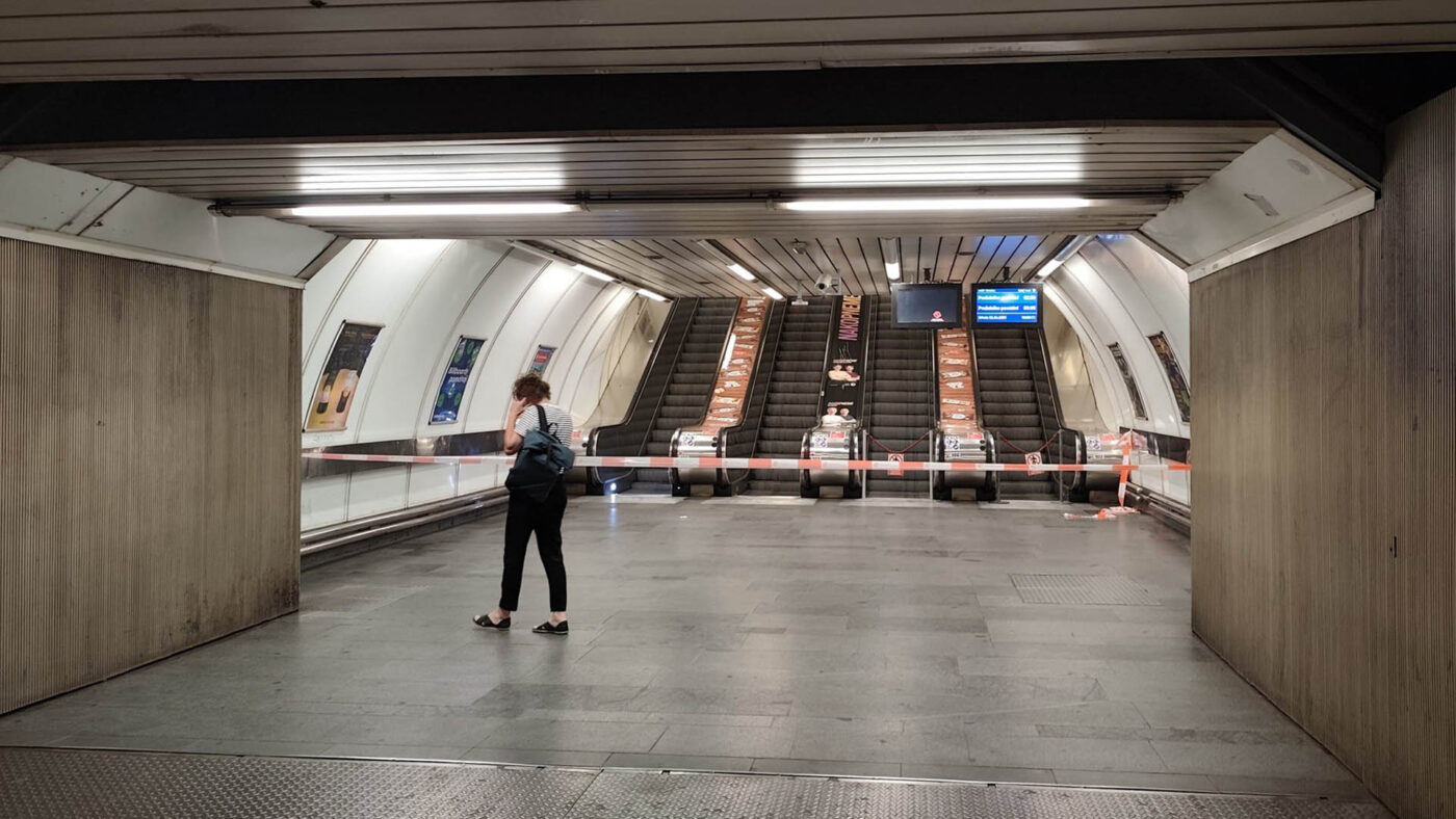 Uzavřen je také přestup z linky A na C. 