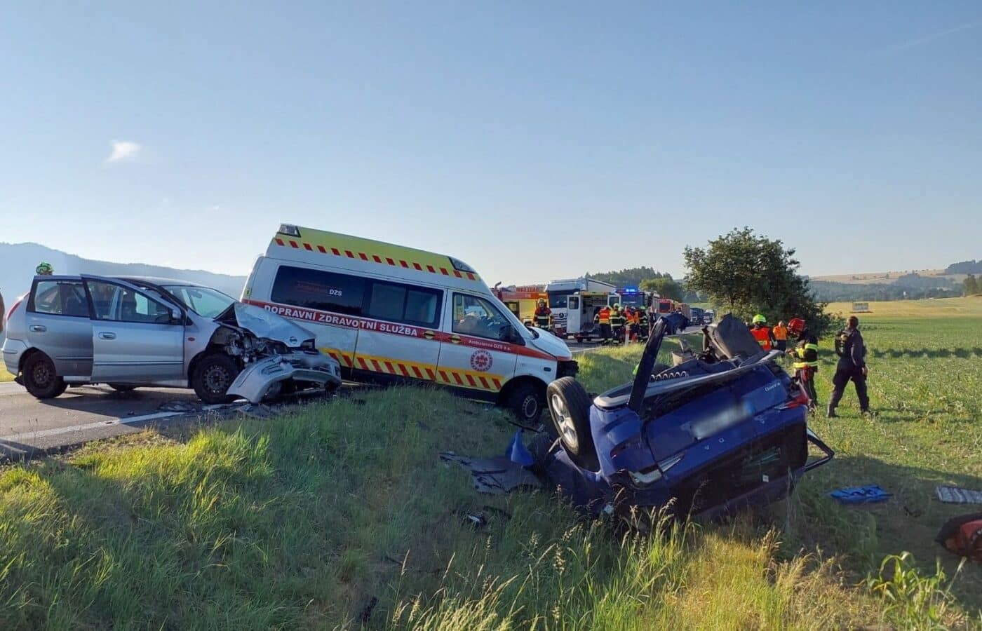 Nehoda u Dolního Žandova. Foto: HZS