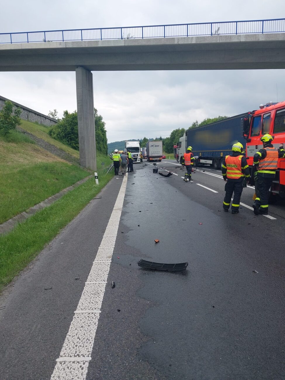 Hromadná nehoda u Mostů u Jablunkova. Foto: PČR