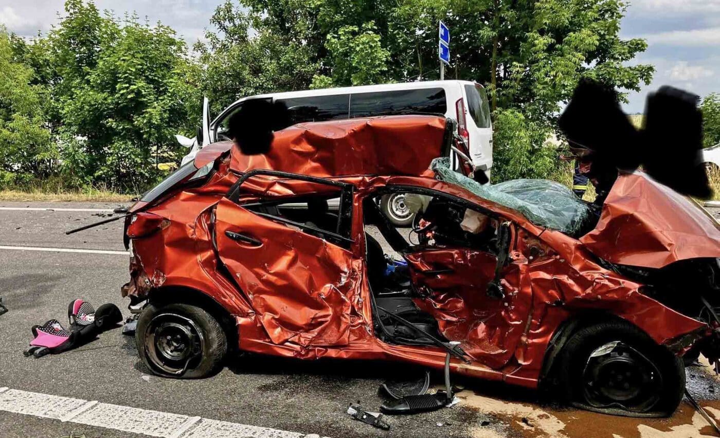 Tragická nehoda mezi Slatiňany a Nasavrky. Foto: JSDH