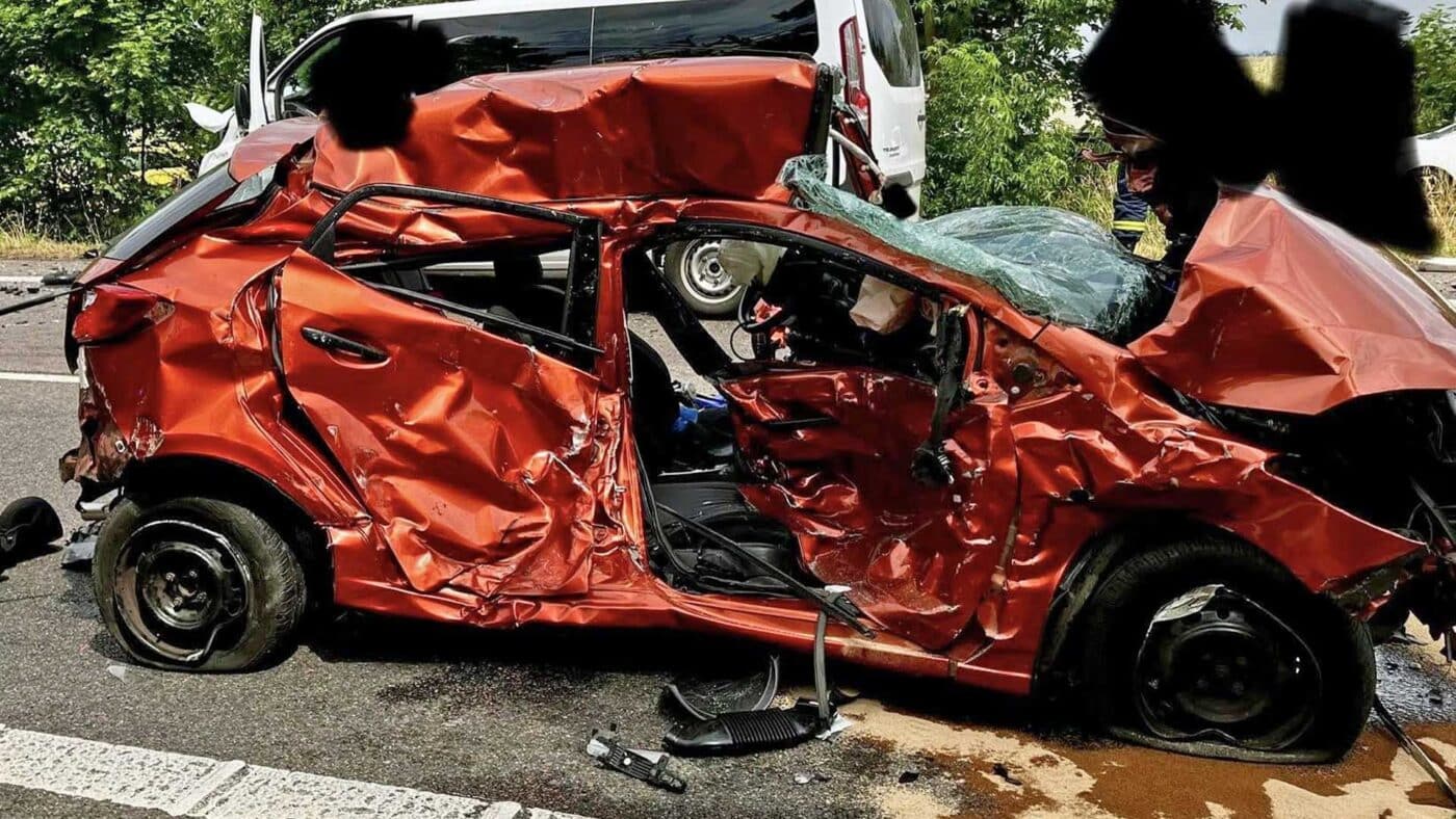 Tragická nehoda mezi Slatiňany a Nasavrky. Foto: JSDH