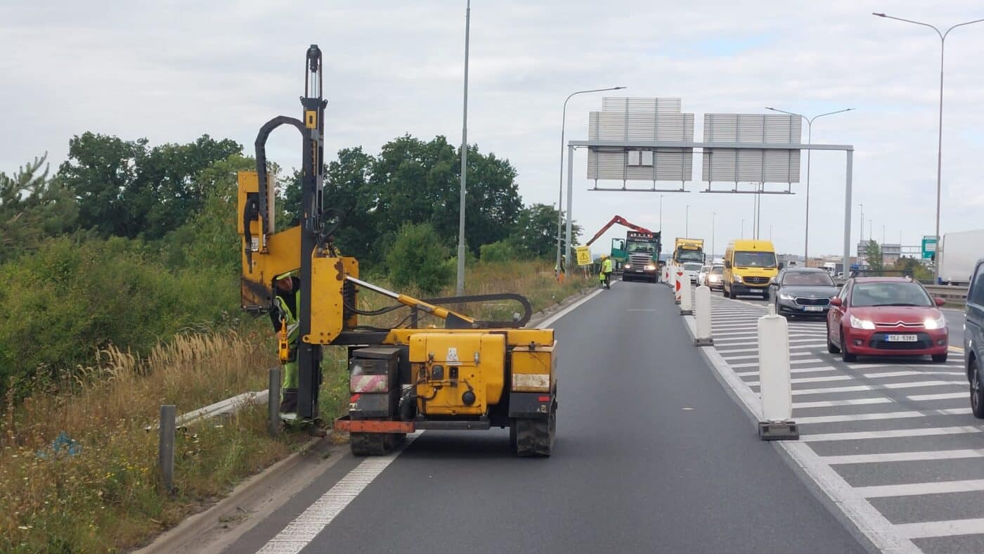 Začaly opravy na D0 a D10. Foto: ŘSD