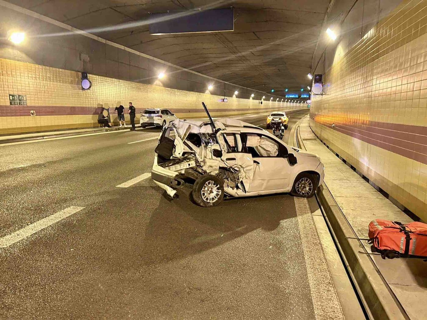 Hromadná nehoda v tunelu Blanka. Foto: HZS