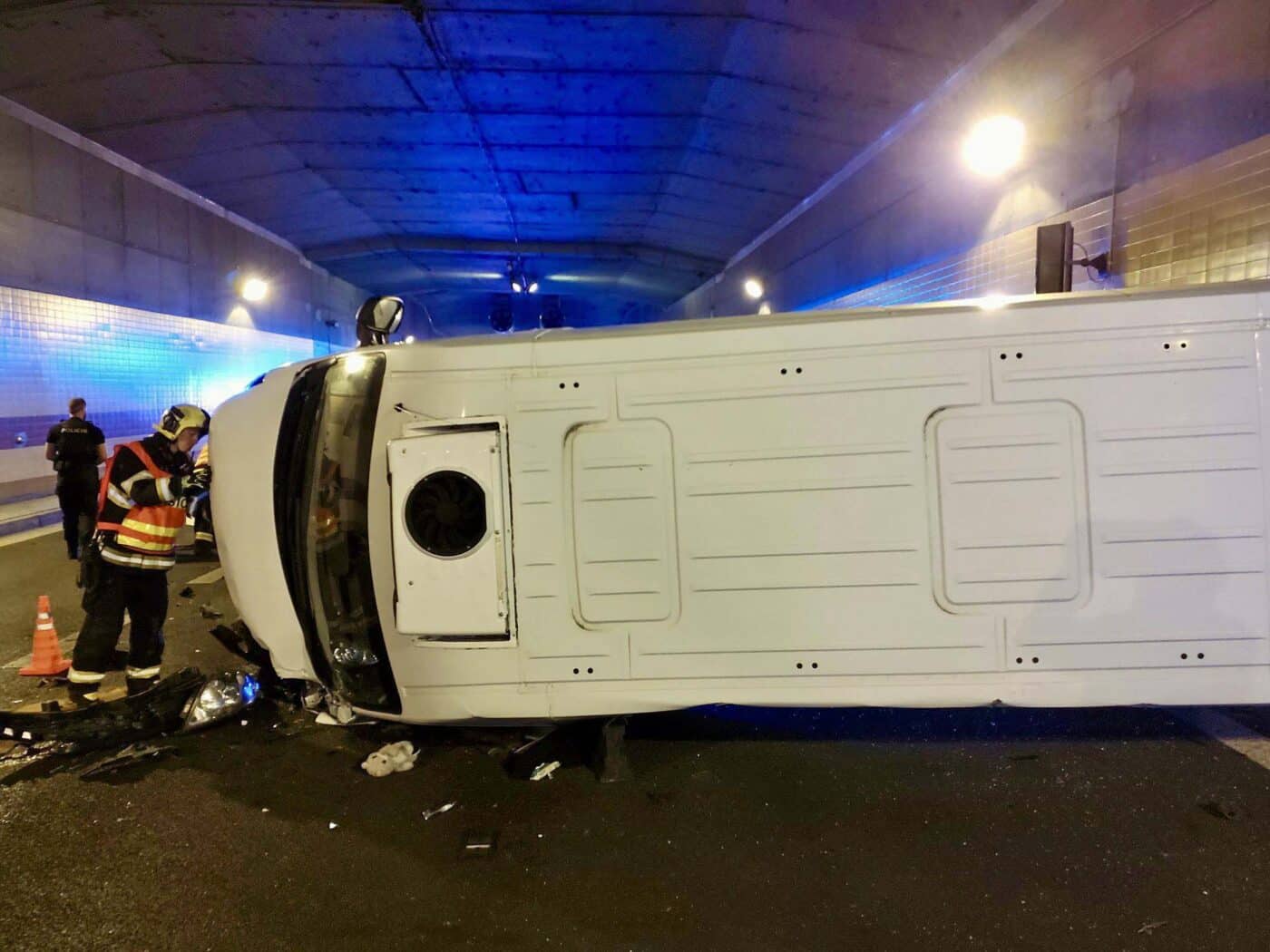 Hromadná nehoda v tunelu Blanka. Foto: HZS