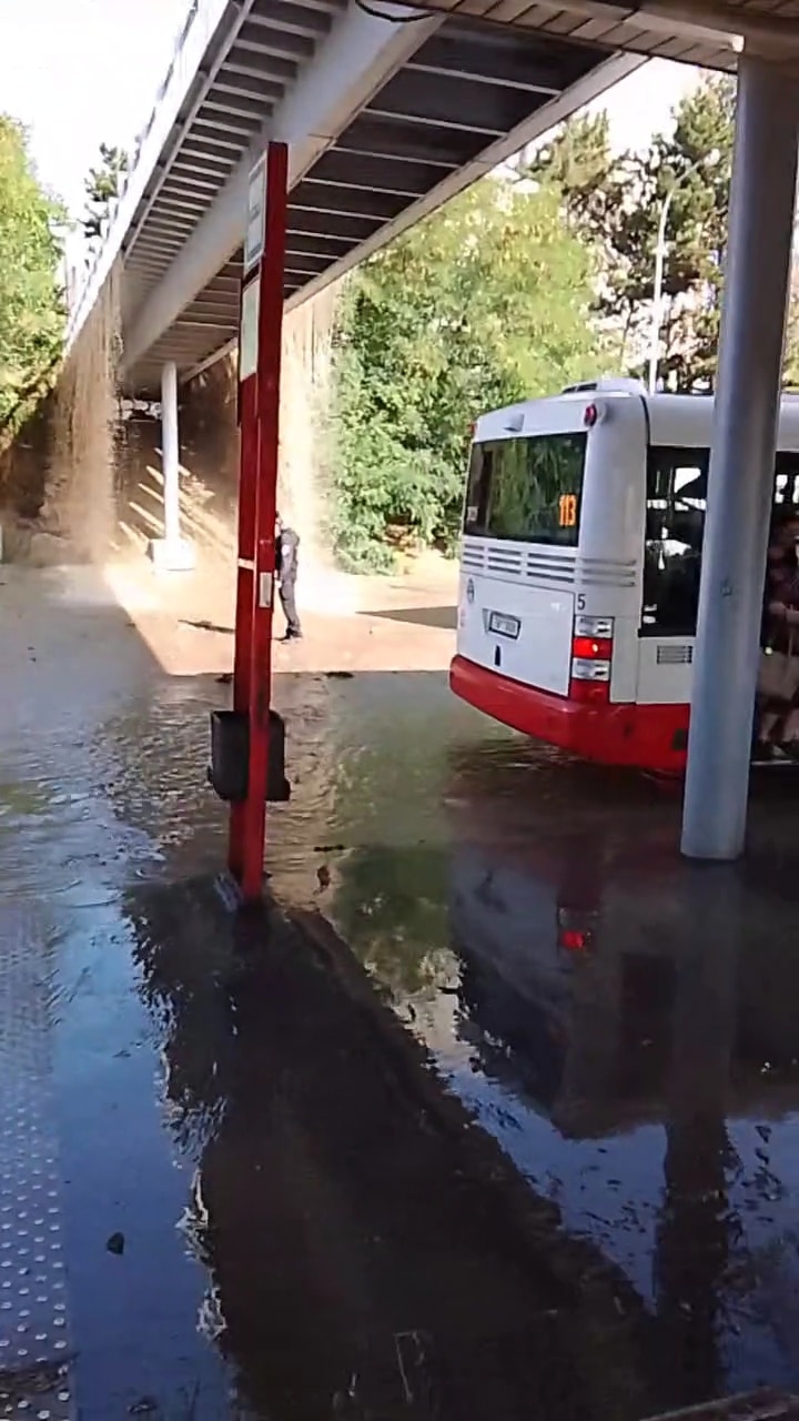 VIDEO: Dnešní povodeň na Kačerově. Autor: Martin Kovařík