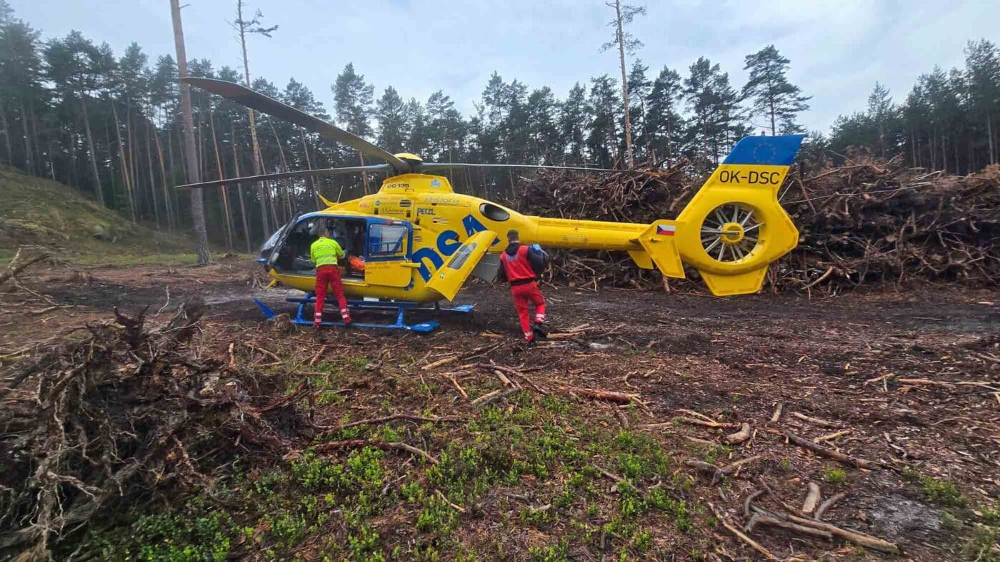 Vážná nehoda u Ralska. Foto: HZS