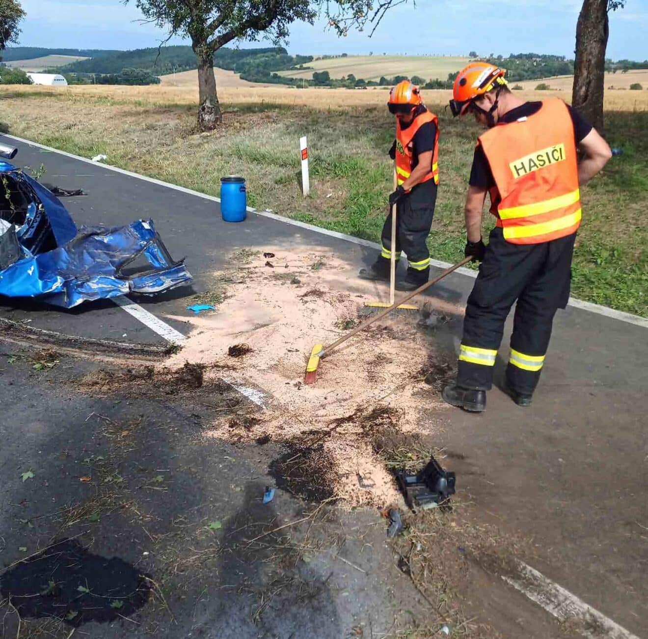 Nehoda u Zdounek. Foto: HZS