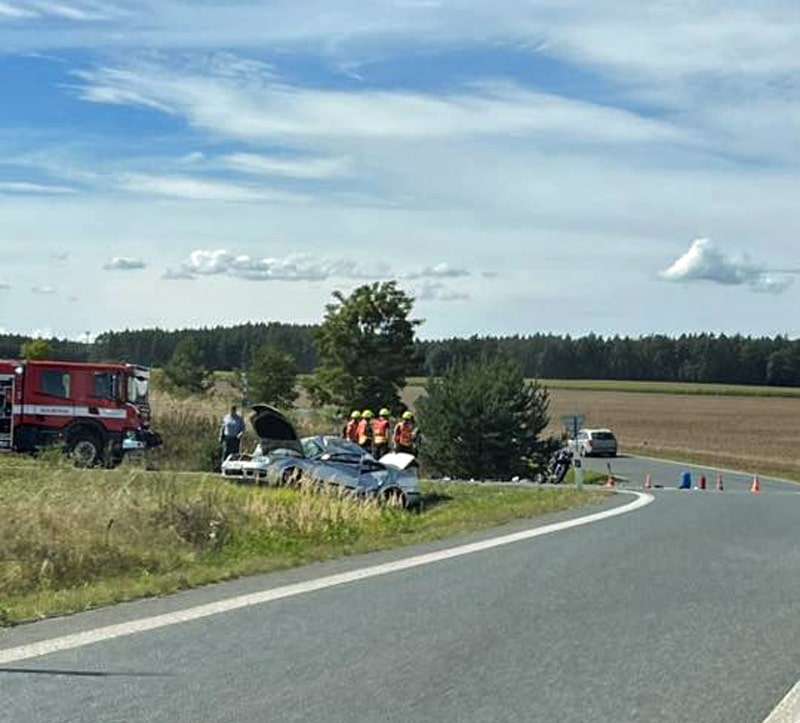 Tragická nehoda auta a motorky u Třemošné.