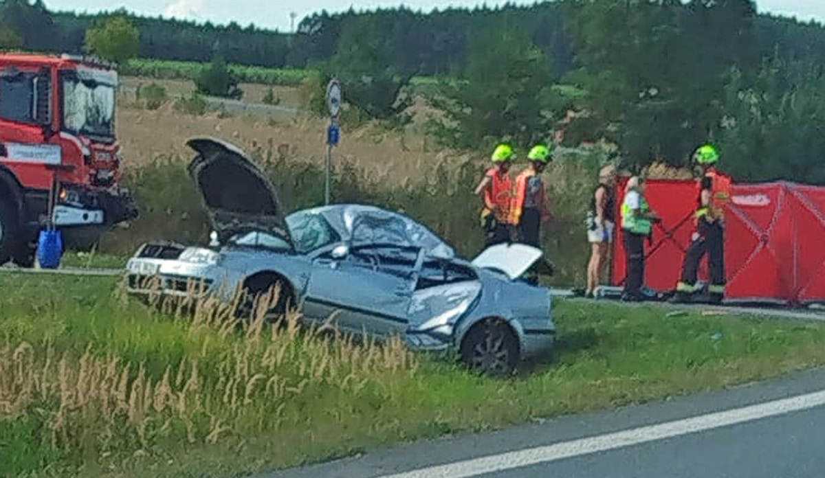 Tragická nehoda auta a motorky u Třemošné.