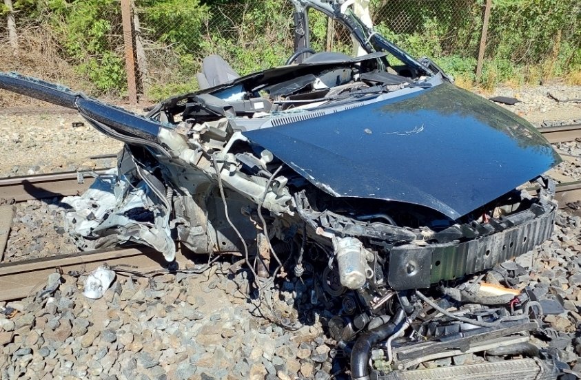 Srážka vlaku a auta v Uhersku u Moravan. Foto: PČR