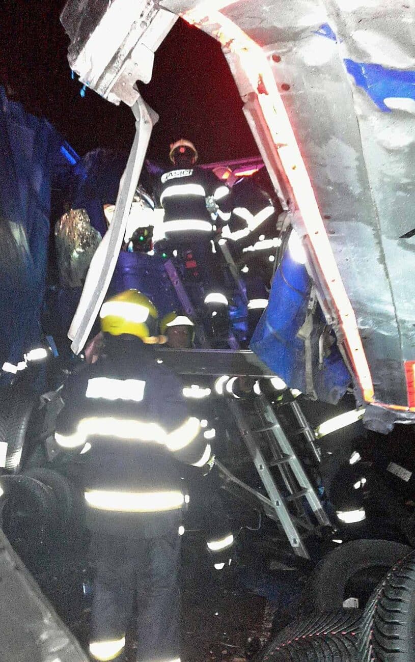 Nehoda kamionů na dálnici D5. Foto: HZS