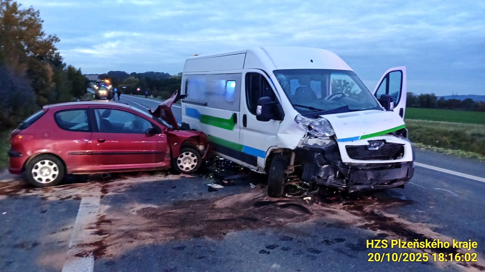 Vážná nehoda u Seče. Foto: HZS