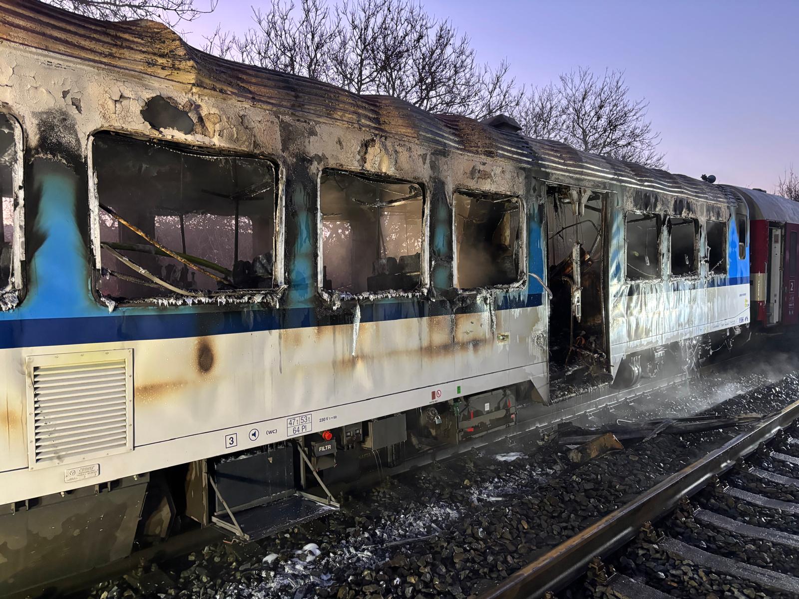 Požár vlaku u Nemotic na Vyškovsku. Foto: ZZS