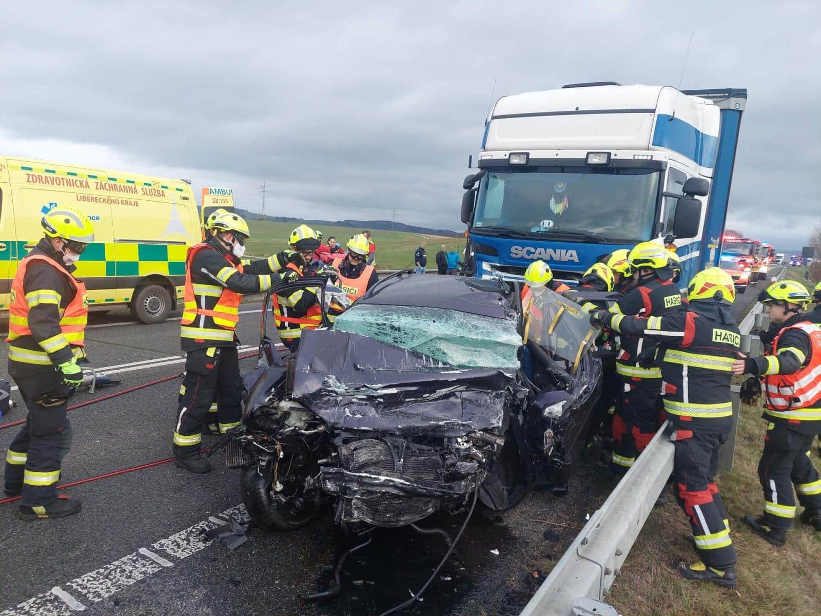 Tragická nehoda u Bílého Kostela. Foto: HZS