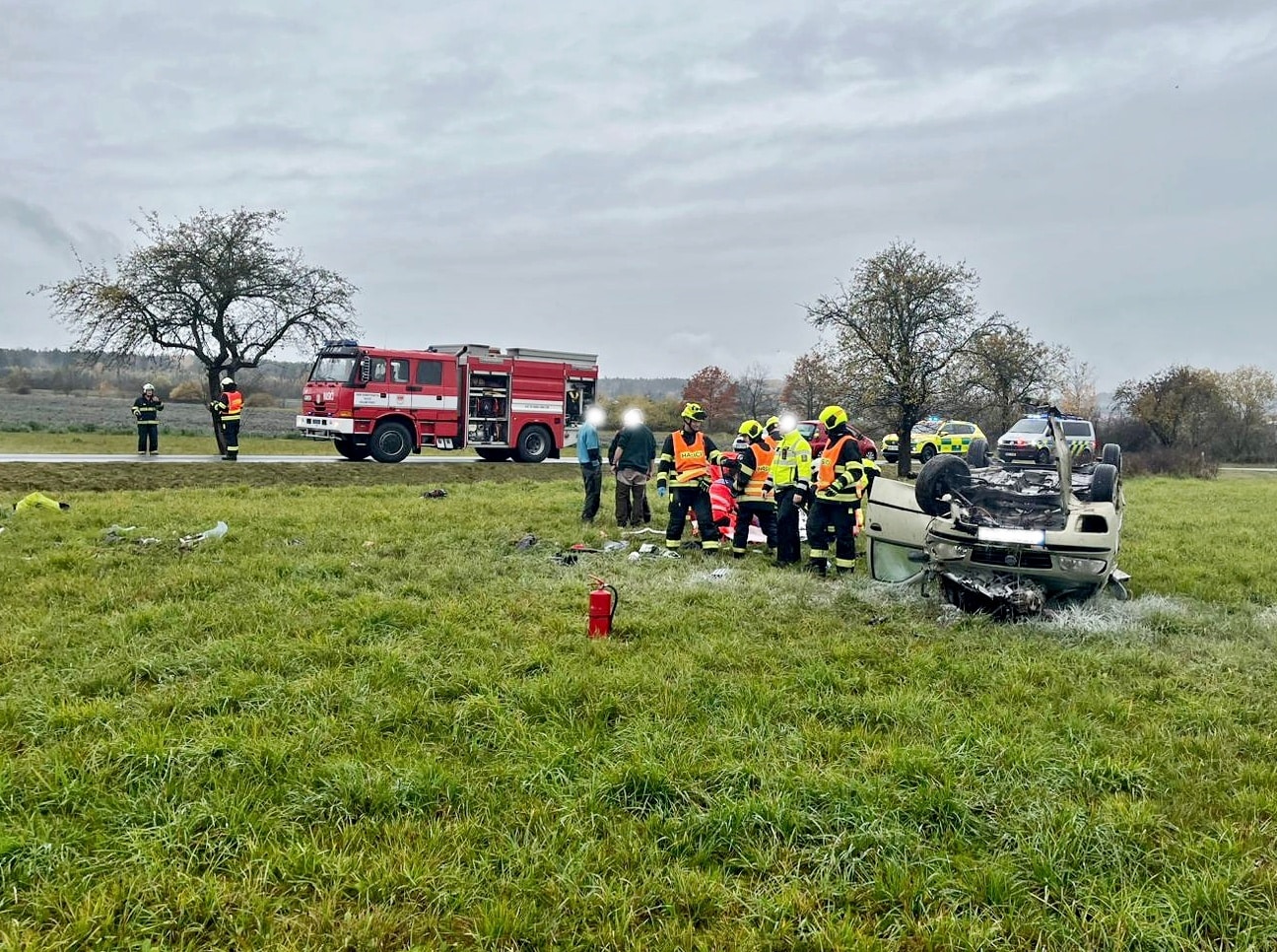 Vážná nehoda u Spáleného Poříčí. Foto: HZS