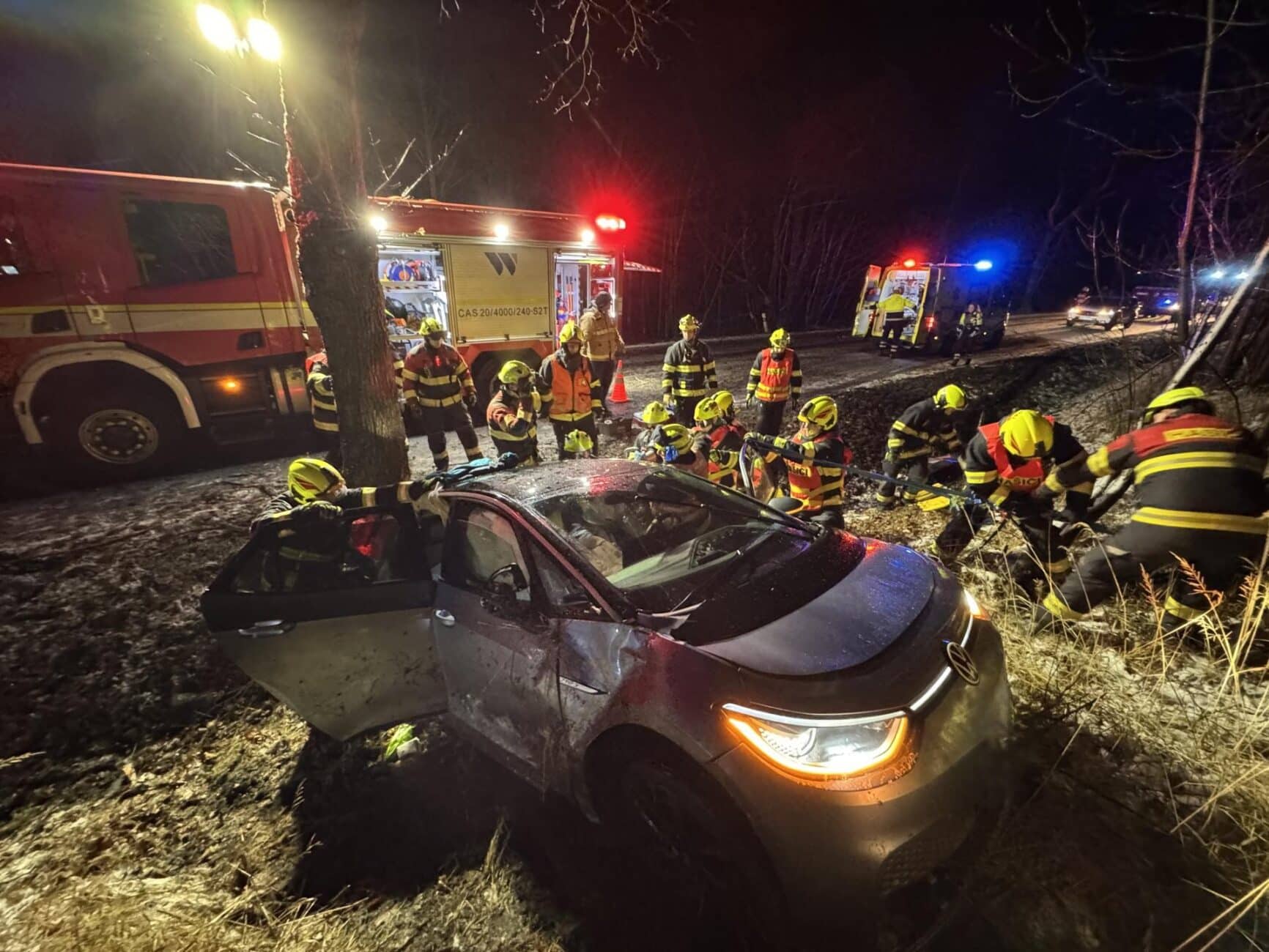 Vážná nehoda u Varnsdorfu. Foto: HZS