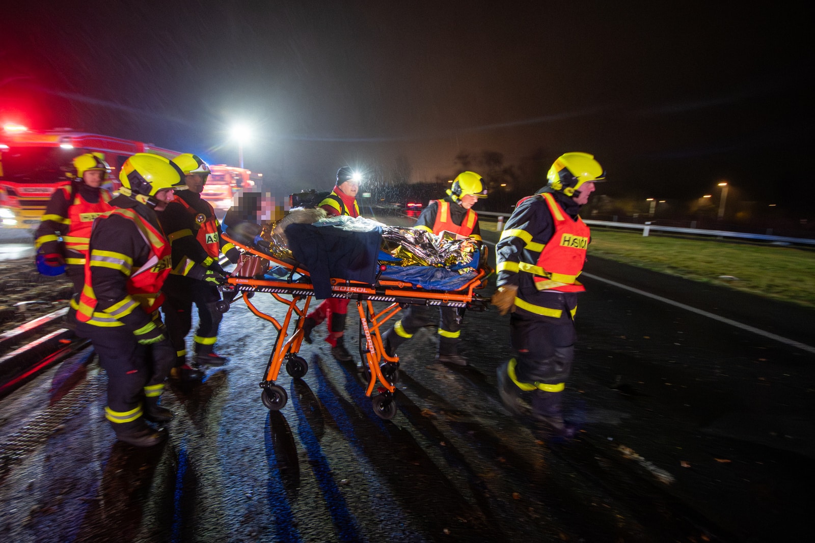 Hromadná nehoda na dálnici D56 u Paskova. Foto. HZS