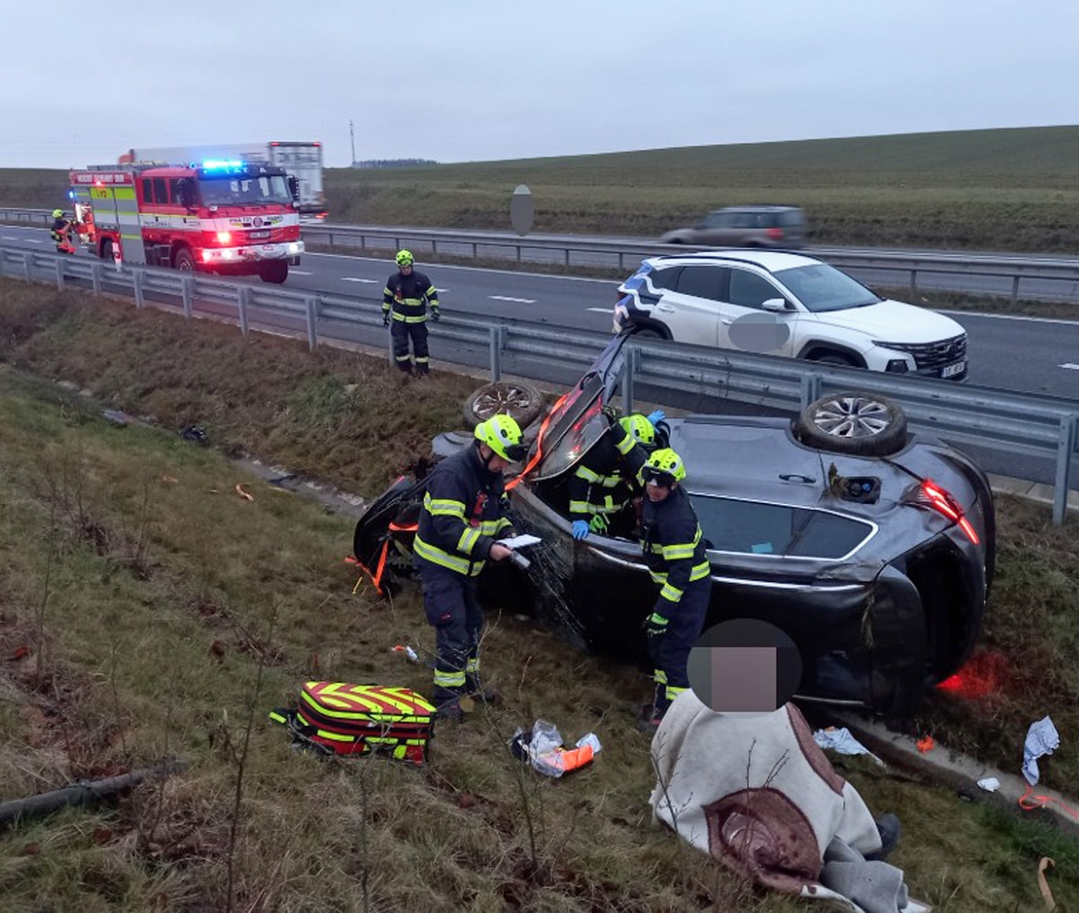 Nehoda na dálnici D11. Foto: HZS