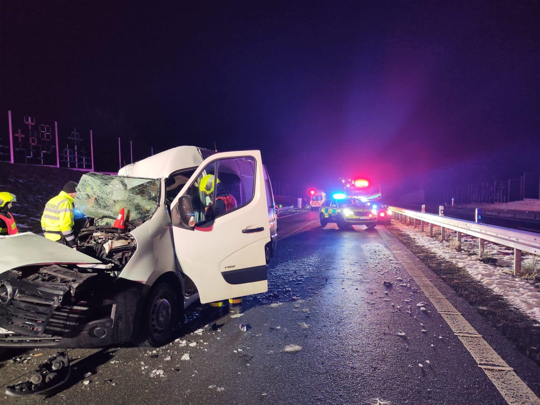 Vážná nehoda na dálnici D48. Foto: ZZS